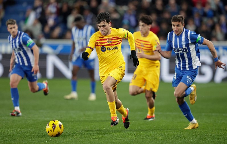 Soi kèo bóng đá Deportivo Alavés vs Barcelona hôm nay 